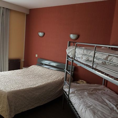 Hotel Restaurant Le Perigord Maurs Kültér fotó