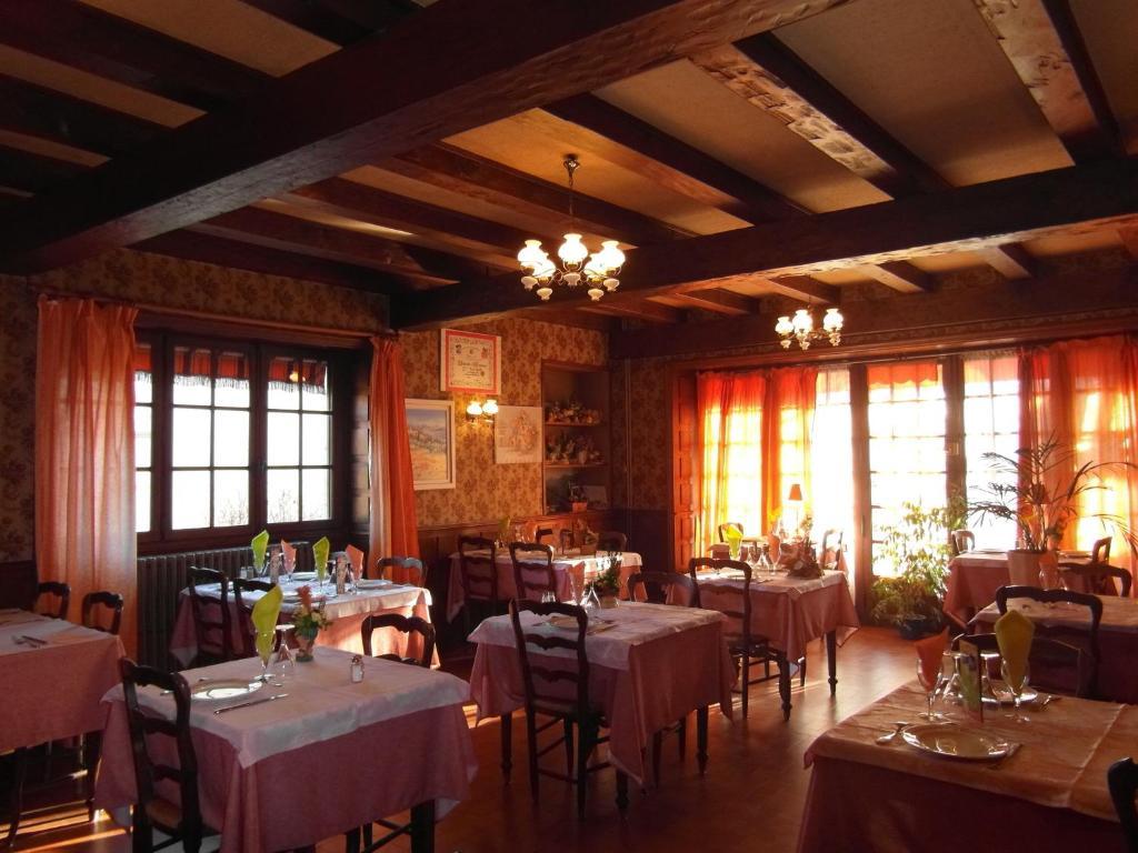 Hotel Restaurant Le Perigord Maurs Kültér fotó