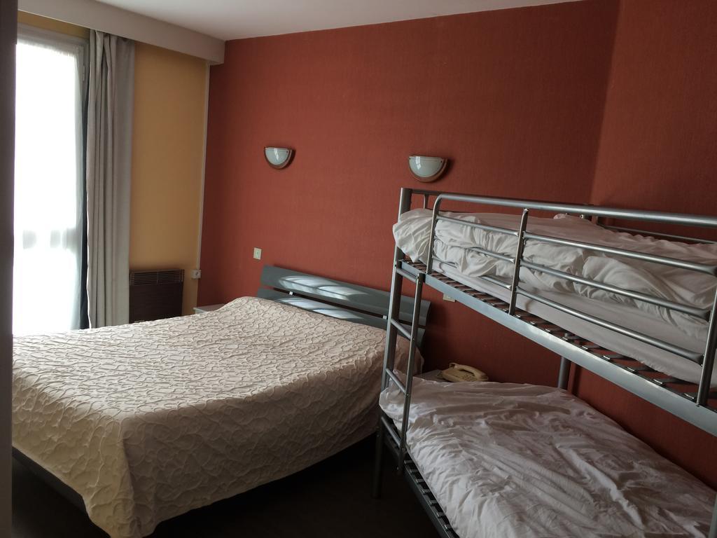 Hotel Restaurant Le Perigord Maurs Kültér fotó